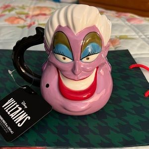 DISNEY URSULA FACE BRAND NEW